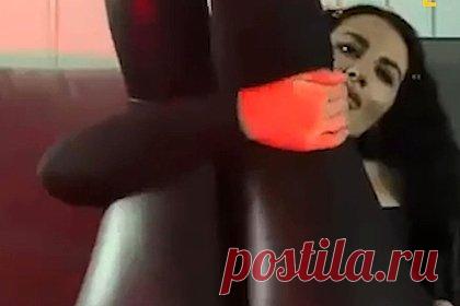 На Украине прокурор продавала откровенные фото и видео