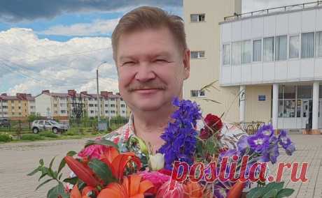 Бандурин подтвердил свою госпитализацию из-за проблем с сердцем. Куплетист и актер Николай Бандурин подтвердил, что попал в больницу из-за проблем с сердцем, сейчас с ним все хорошо, заявил РБК актер.