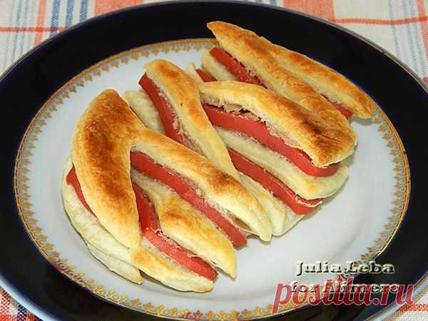 Нарезные слойки с Докторской колбасой