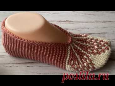 Тапочки-следки на двух спицах без швов : подошва 22-23см