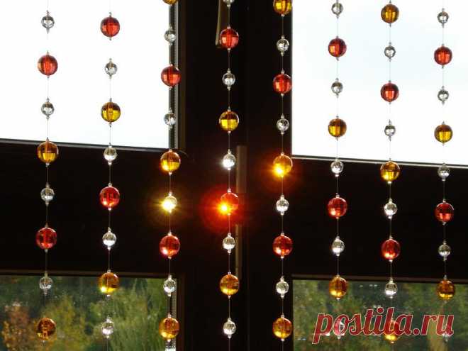 Как сделать самому модные шторки и занавески из различных бусин