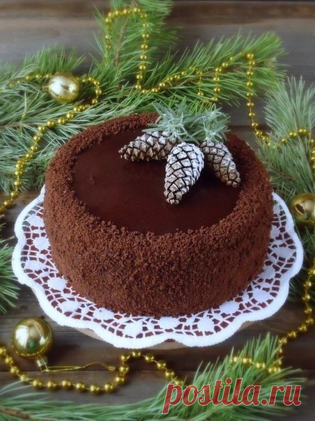 Шоколадный торт с курагой. В этом торте слились три вкуса: шоколадный, сливочный и абрикосовый.
