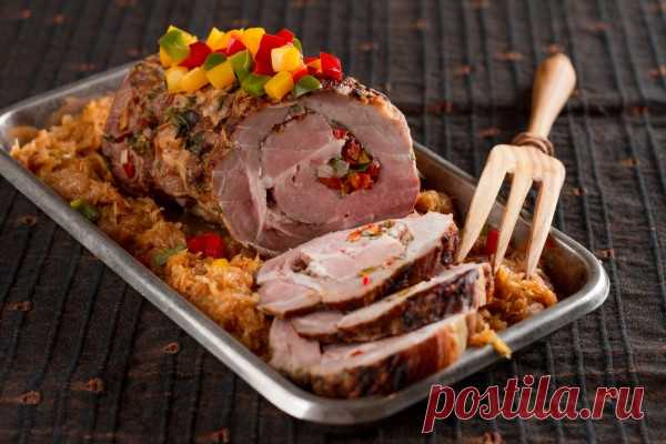 Блюда на Рождество: топ-5 рецептов мясного рулета