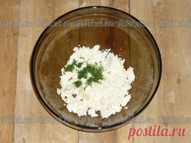 Яичный рулет с плавленным сыром и чесноком от Инны Кондрашовой