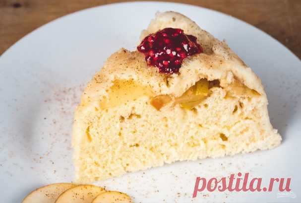 Шарлотка с яблоками в микроволновке - пошаговый рецепт с фото на Повар.ру