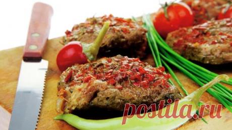 Экономная хозяйка: пять блюд из грудинки Говяжья грудинка недорогой продукт, универсальный солдат. Из большого куска грудинки можно наготовить разнообразной еды на всю семью на несколько дней!