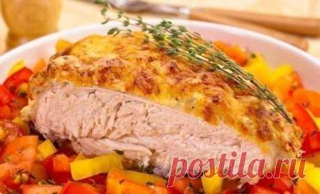 Куриная грудка под сметанно-чесночным соусом