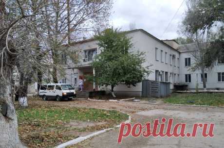 Без платы за риск: крымские медики получали за труд ниже уровня МРОТ | Михаил Днепровский | Яндекс Дзен