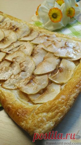 Рецепт: Французский слоеный пирог с яблоками на RussianFood.com