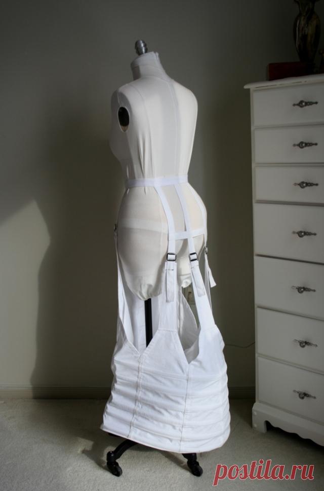 Natural Form Foundations | The Modern Mantua-Maker