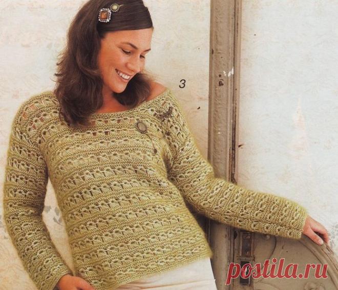 Ажурный пуловер с узором из длинных петель. /