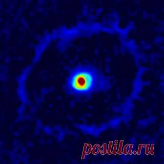 Обнаружена необычная структура вокруг умирающей звезды