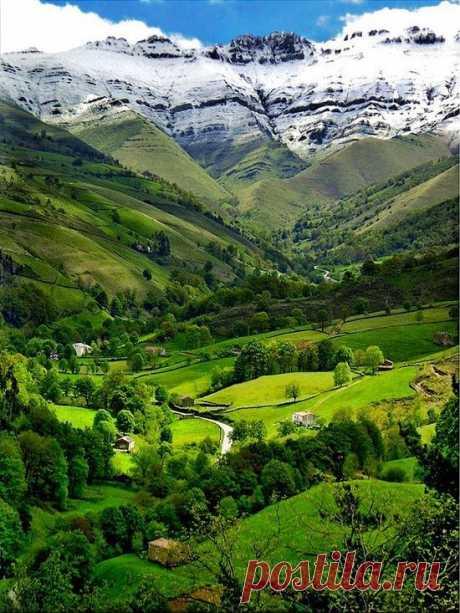 The Pyrenees, Spain  |  Pinterest • Всемирный каталог идей