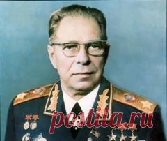 Сегодня 30 октября в 1908 году родился(ась) Дмитрий Устинов