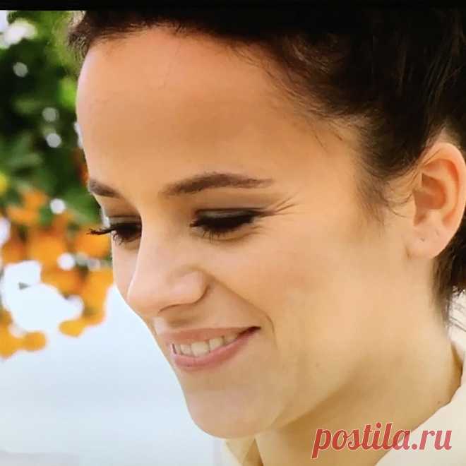 Alizee LIVE