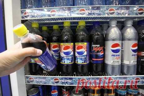 Подсчитаны убытки PepsiCo после ухода с российского рынка. PepsiCo потеряет до 12 миллиардов рублей после полного прекращения производства в России и ухода с рынка. Такие цифры озвучила руководитель агентства разработки бизнес-стратегий «Экспонента» Виктория Добровольская. Она отметила, что в России насчитывается более 20 предприятий компании.