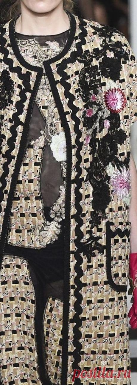 Все про красивое декорирование одежды тесьмой