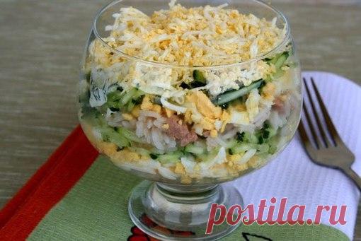 8 РЕЦЕПТОВ КРАСИВЫХ САЛАТОВ К НОВОМУ ГОДУ 2018
1) Классический салат из печени трески

ИНГРЕДИЕНТЫ:
● 1 банка печени трески
Показать полностью…