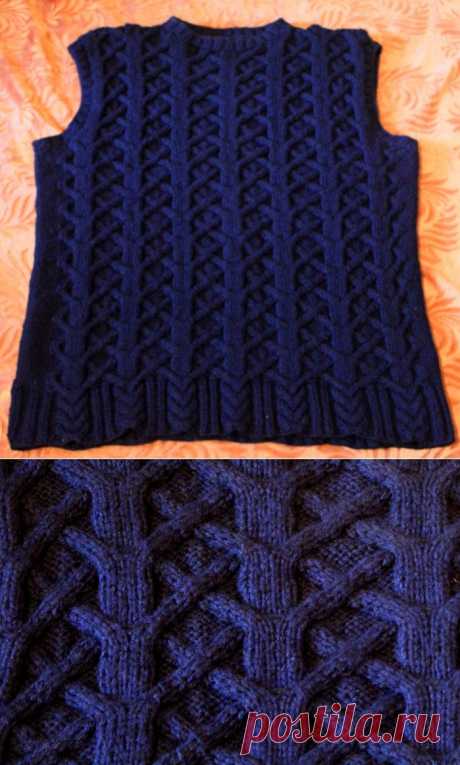 Тёмно-синий мужской жилет