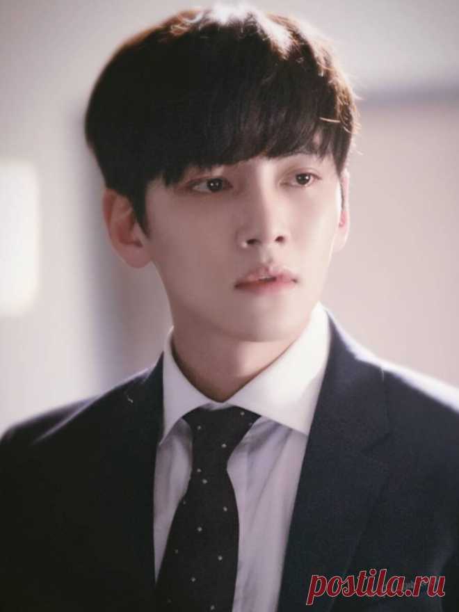 «Ji Chang Wook Takes Soccer Break From Military Enlistment - » — карточка пользователя E_len_A_1982 в Яндекс.Коллекциях