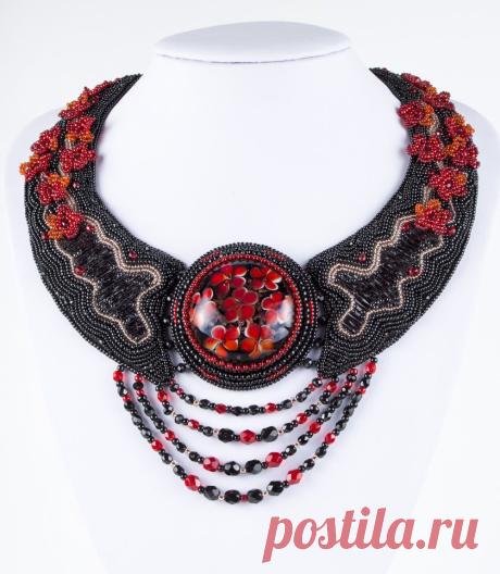 Volcanic Flowers Necklace( Колье "Цветы на вулкане") - IBA | biser.info - всё о бисере и бисерном творчестве