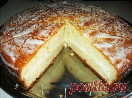 ПИРОГ &quot;УДАЧА&quot;


Нам понадобится:

Творог - 300 гр.

Яйца куриные - 3 шт.
Майонез - 250 гр
Мука - 2 стакана
Сахар - 1 стакан
Сода - 1 ч.л.

Для крема:
Сметана - 1 стакан
Сахар - 0,5 стакана