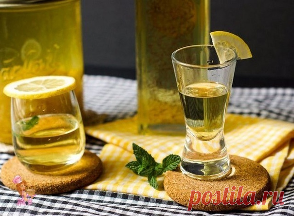 Много рецептов домашнего ликёра *Лимончелло* (Limoncello) и * Кремончелло *
Этот напиток был придуман под теплым итальянским солнцем на острове Капри.Рецептов Лимончелло есть несколько,а готовить его в домашних условиях очень просто и быстро.Перед тем как приготовить Лимончелло нужно очень хорошо вымыть лимоны. Так как большинство цитрусовых покрывают воском, чтобы они дольше сохраняли свежесть, его нужно удалить при помощи горячей воды. Опустите лимоны в миску или дуршлаг...