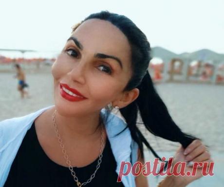 Кто может погадать? Серафима Золотарева гадалка. Гадалки из сериала «Гадалка»: настоящие ведуньи или профессиональные актрисы. Серафима Золотарева: биография, личная жизнь, муж, дети 100% Гадания и предсказания Все ведущие — это актрисы, однако они в реальной жизни занимаются практикой магии. Безусловно, в магию верят далеко не все. Более того, сами актрисы никогда