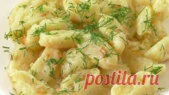 Картофельные галушки – нет ничего вкуснее в мире! — Бабушкины секреты Такие галушки можно приготовить на завтрак, ужин или к обеду. Получается подобное блюдо бюджетным и безумно вкусным. От таких галушек не откажутся и маленькие дети, им они особенно придутся по вкусу.