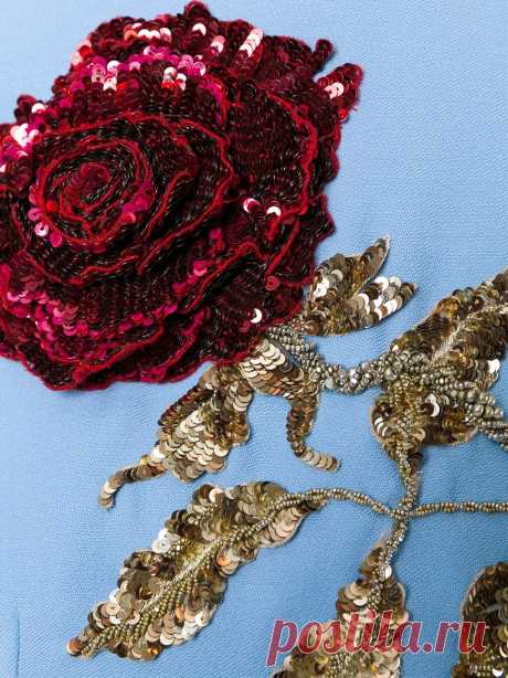 Dolce & Gabbana Платье с Вышитой Пайетками Розой - Farfetch