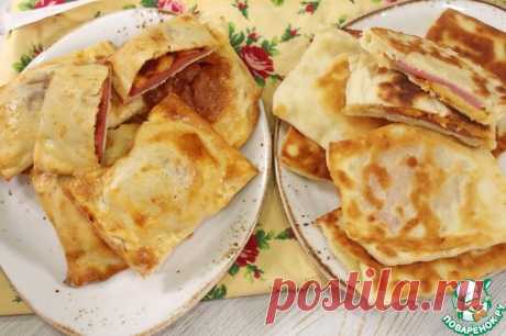 Закрытая мини-пицца с колбасой и сыром Кулинарный рецепт