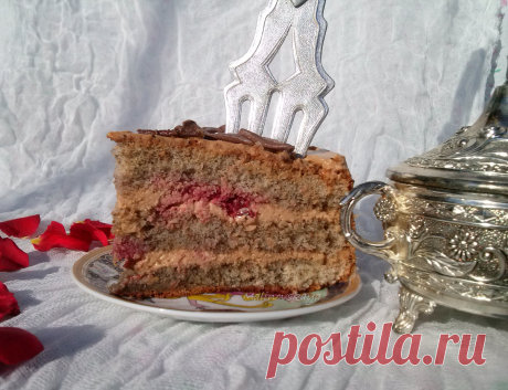 Торт черемуховый с карамельным кремом и ягодами!