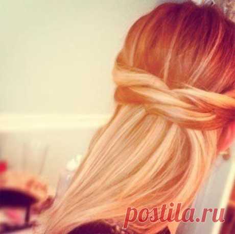 Повседневная прическа со скрещиванием за 5 минут