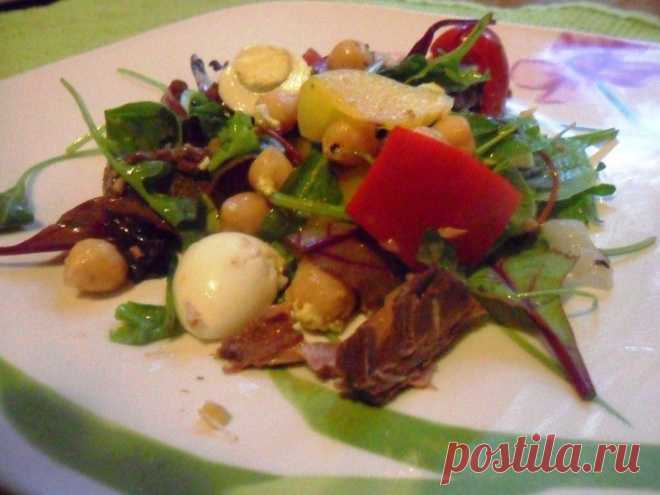 Салат с тунцом, нутом и перепелиными яйцами. Рецепт c фото, мы подскажем, как приготовить!