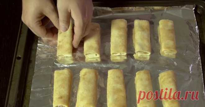 Рулет с яблоками