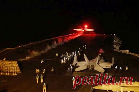 В России оценили вероятность дальнейшей эскалации конфликта между США и хуситами. Бывший посол России в Саудовской Аравии и профессор департамента зарубежного регионоведения факультета мировой экономики и мировой политики НИУ ВШЭ Андрей Бакланов в комментарии «Ленте.ру» заявил, что США еще не били в полную силу по позициям хуситов в Йемене, цель их ударов — влияние в Красном море.
