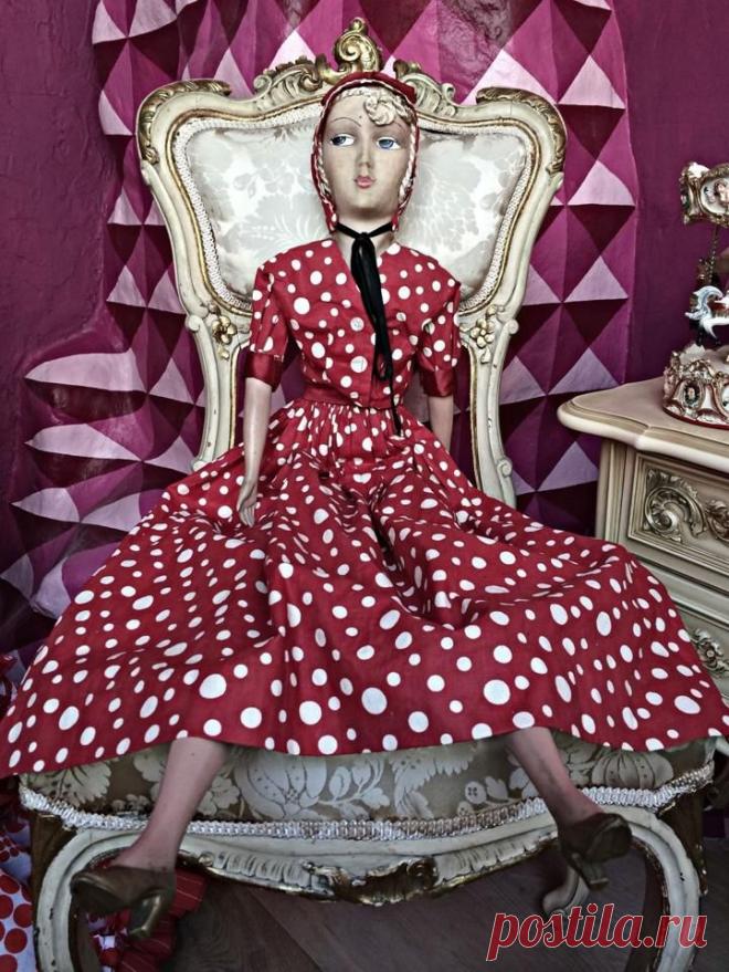 Boudoir Doll Madness