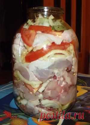 Вкусная и аппетитная курица в духовке в банке