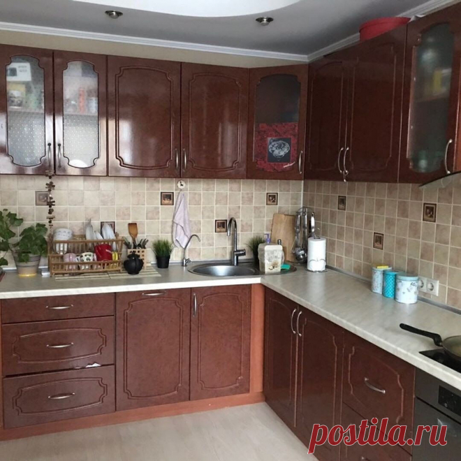 Как обновить кухню, не меняя ее? Делаем своими руками из старой кухни новую и стильную. До и После 😊👍 | Квартира м2 | Яндекс Дзен