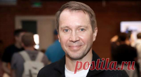 «Сообщили, что я долбанулся головой»: Евгений Миронов прокомментировал новости о полученной травме . Милая Я