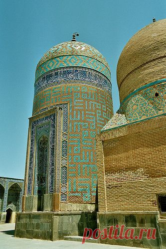 Sheikh Safi al-Din's tomb . Ardabil, Iran.  
flickr от Frans.Sellies   |  Найдено на сайте flickr.com.