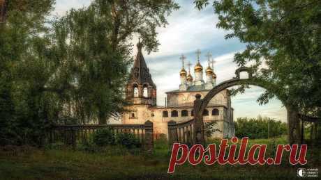 Старинный храм Христа Спасителя... Муромский р-он, село Борисоглеб - Путешествуем вместе