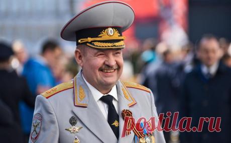 В Москве началось слушание дела о взятках на ₽65 млн против генералов МВД. Генералы были арестованы еще в 2020 году. По версии следствия, они причастны к получению взяток почти на 65 млн руб. за оказание услуг по регистрации автомобилей. «Коммерсантъ» пишет, что дело начал рассматривать Хамовнический суд