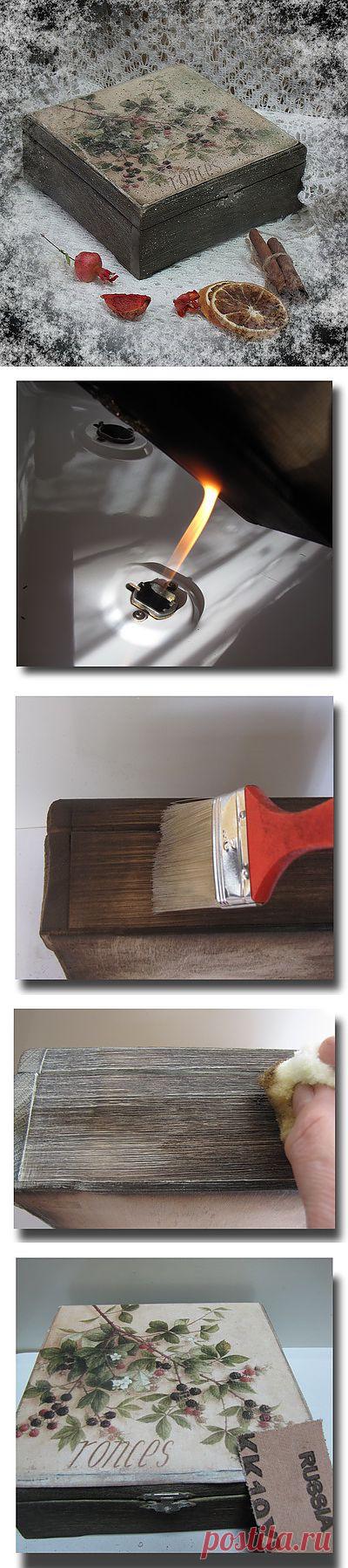 Чайная коробка. Декупаж. Состаривание распечатки. Брашировка без специальных приспособлений..
