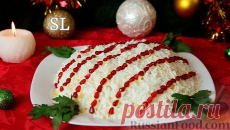 Рецепт: Слоёный салат "Бусы на снегу" с говядиной на RussianFood.com