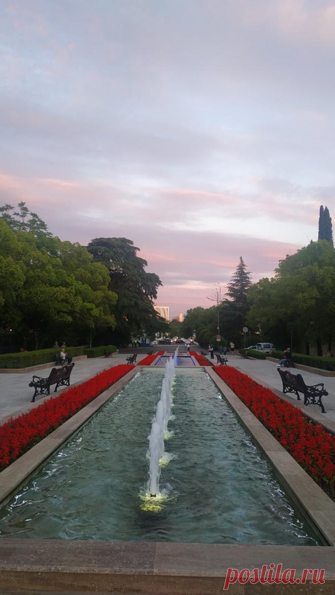 Такой вот красивый Сочи всегда.
Помогу вам с арендой недвижимости в Сочи,много предложений аренды квартир и апартаментов,дома и коттеджи,виллы.
+79673200099 Владимир
WhatsApp Viber Telegram
#домиквсочи
#domikvsochi