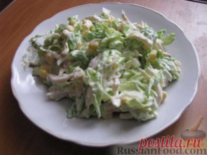 Рецепт: Салат из пекинской капусты с курицей на RussianFood.com