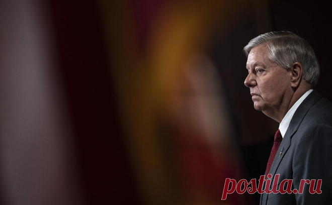 Грэм пригрозил России статусом спонсора терроризма из-за украинских детей. Грэм заявил о 19 тыс. украинских детей, принудительно вывезенных из страны. Власти России отвергали обвинения в похищении детей, заявляя, что их спасали, вывозя из зоны боев, и Москва делает все для их воссоединения с семьями