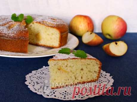 Манник на сметане с яблоками — рецепт с фото Вкусный и ароматный манник на сметане с яблоками готовится без особых хлопот и из доступных продуктов.