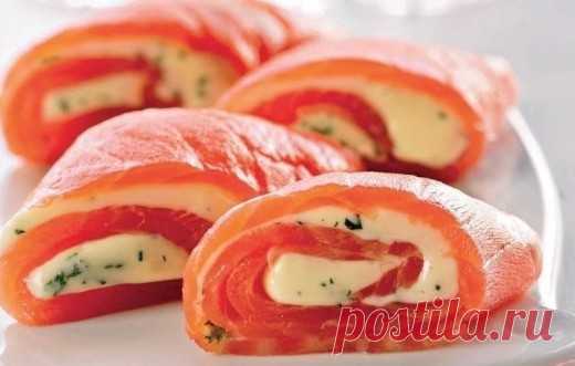 ТОП-8 НЕРЕАЛЬНО ВКУСНЫХ ЗАКУСОЧНЫХ РУЛЕТОВ 1) Рулет из лосося ИНГРЕДИЕНТЫ: ● 2 больших филе лосося ● 350 гр. филе камбалы ● 300 гр. замороженного зеленого горошка ● 1 морковка ● 250 гр. белого хлеба без корки ● 100 мл молока ● 1 белок ● 2 веточки петрушки ● щепотка мускатного ореха ● оливковое масло ● соль ● перец   ПРИГОТОВЛЕНИЕ: […]